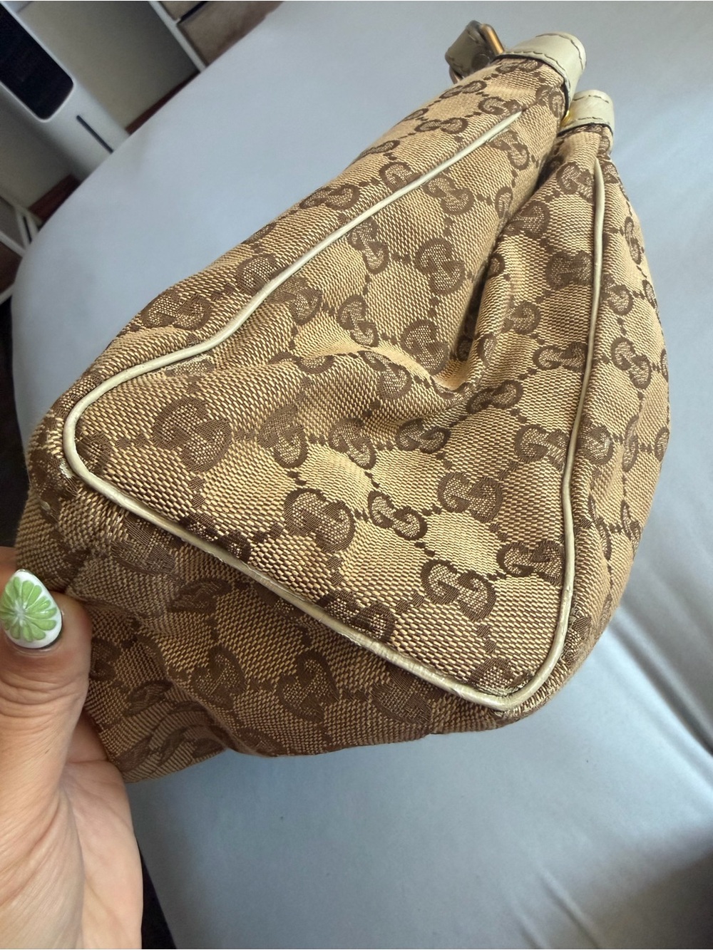 Gucci Beige Brown GG Canvas Shoulder Bag with Leather Trim - Picture 10 of 14